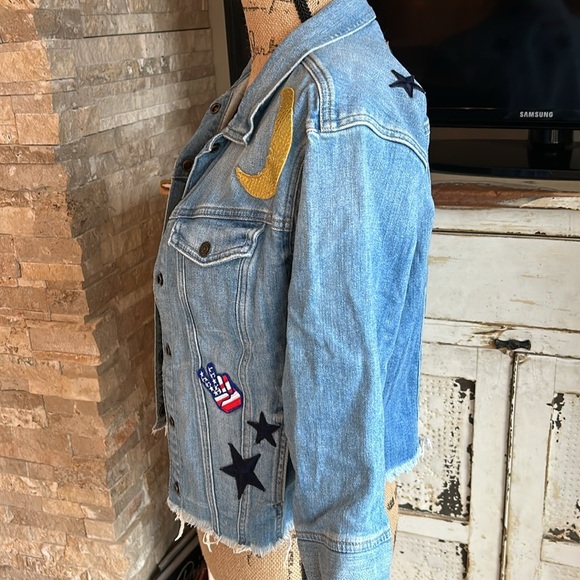 Guess cropped raw hem 3/4 sleeve hippie patches star cactus peace jean jacket - Picture 7 of 16